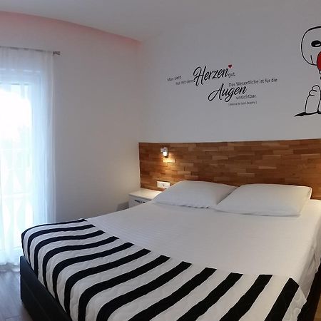 Apartments Ursic Mb Brela Bagian luar foto