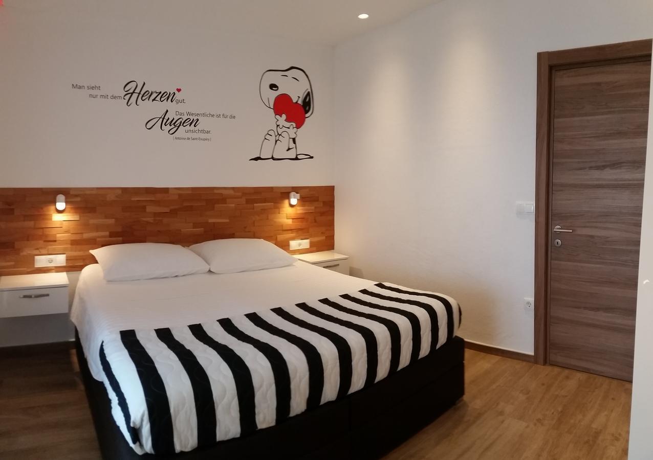 Apartments Ursic Mb Brela Bagian luar foto